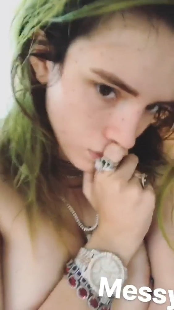 Bella thorne
 #97706837