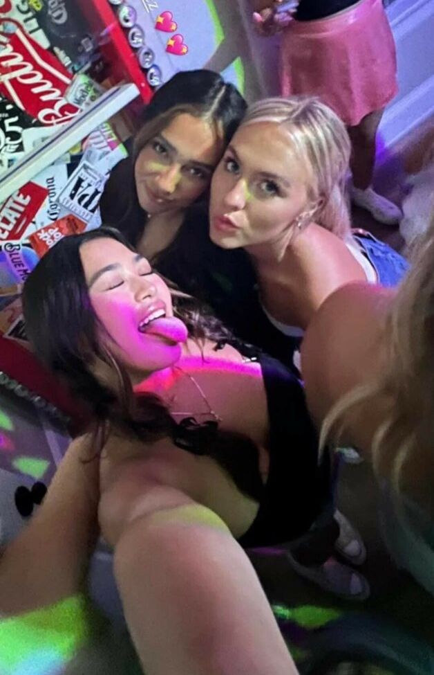 Try Channel Girls nude #109532500