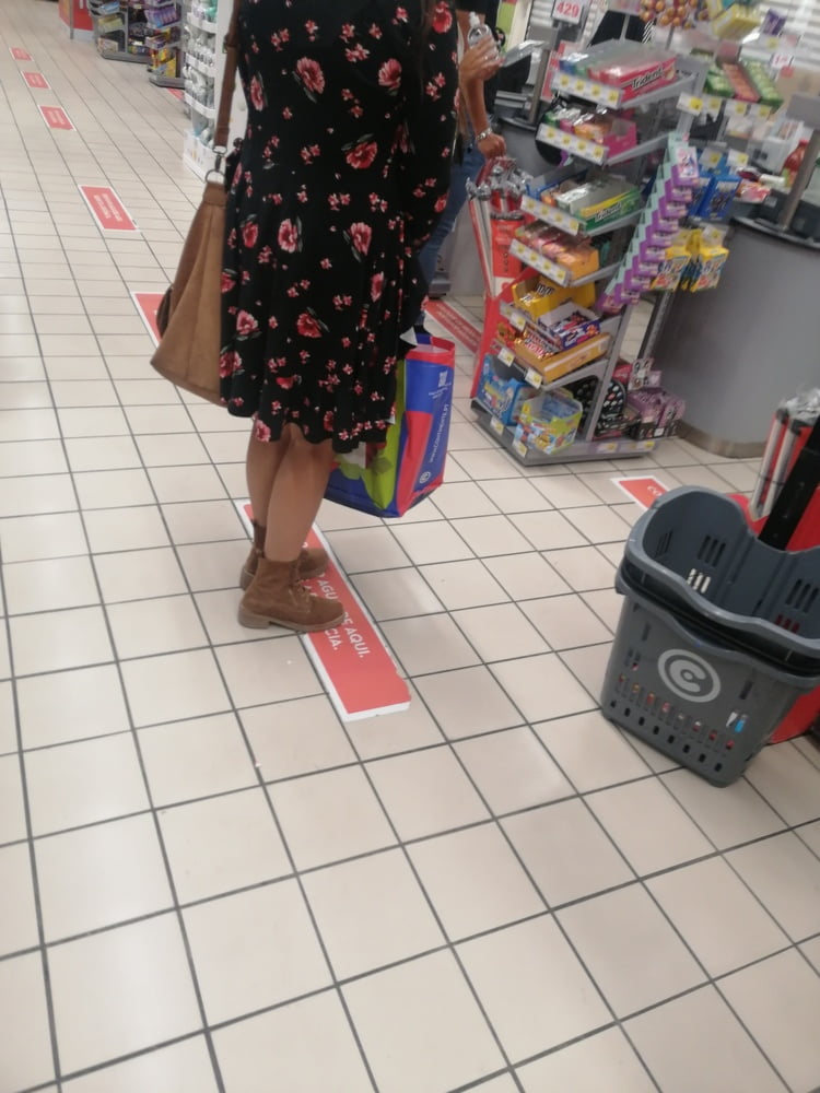 candids  Portugal- comment and rate #95519498