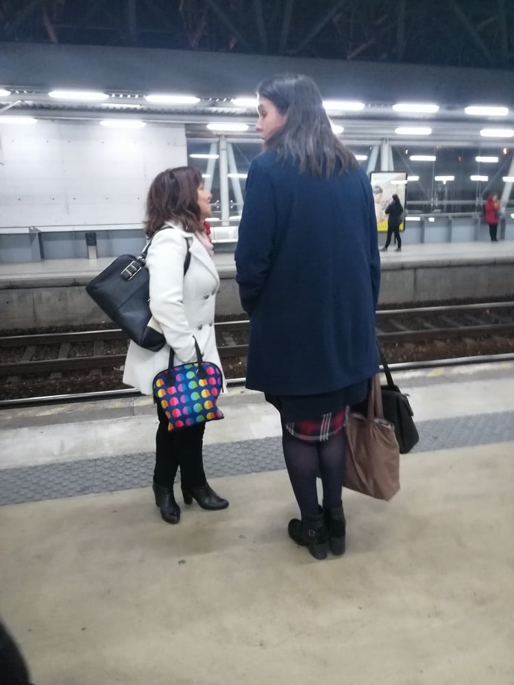 candids  Portugal- comment and rate #95519530
