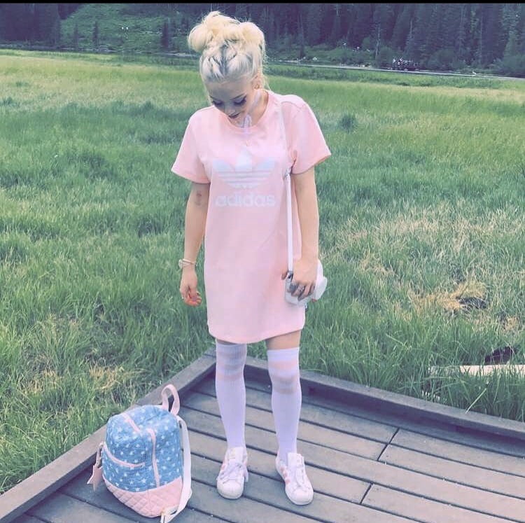 ソルトレイクシティの女の子
 #105869075