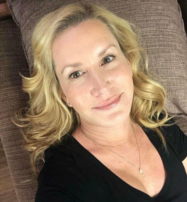 Angela Kinsey nackt #109329857