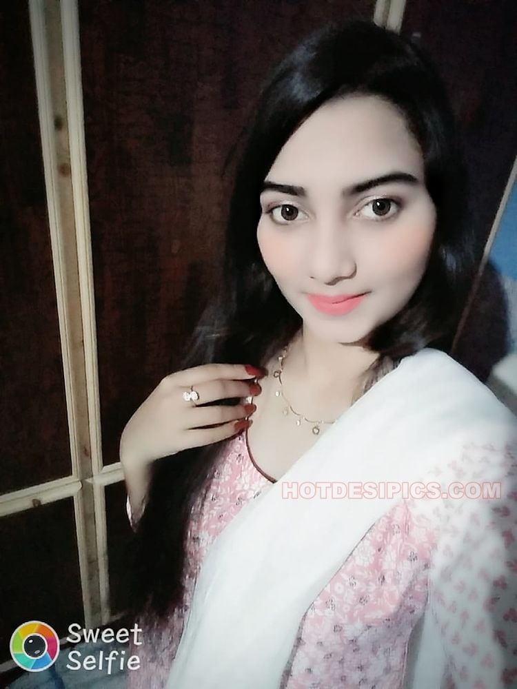 indian muslim girl nude ass selfie #80952653