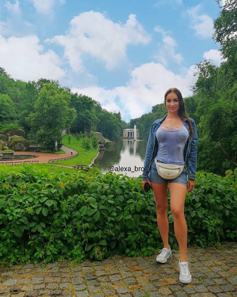 Hot ukrainischen gril, die mag doppelte anal zeigt ihren Körper 1
 #88561261