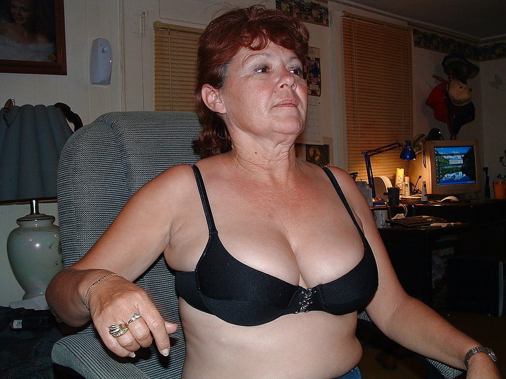 Black Bras on Mature Women #100270855