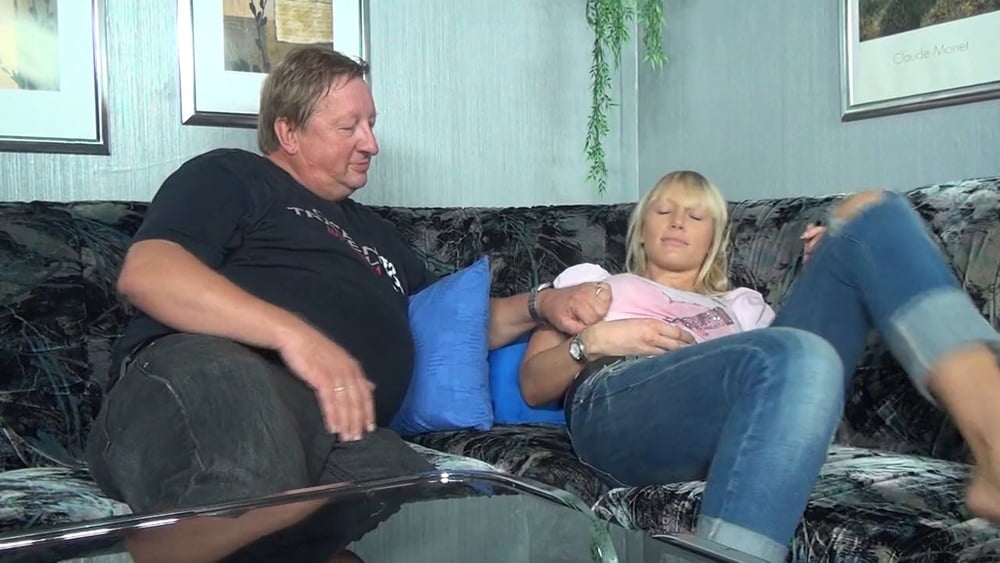 146. #abuelo #papá #maduro
 #101009123