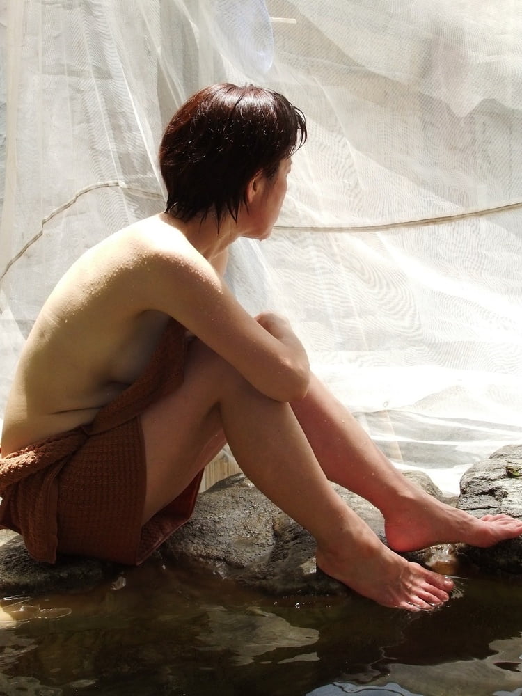 Femme japonaise shizuko bain extérieur #004
 #91904451