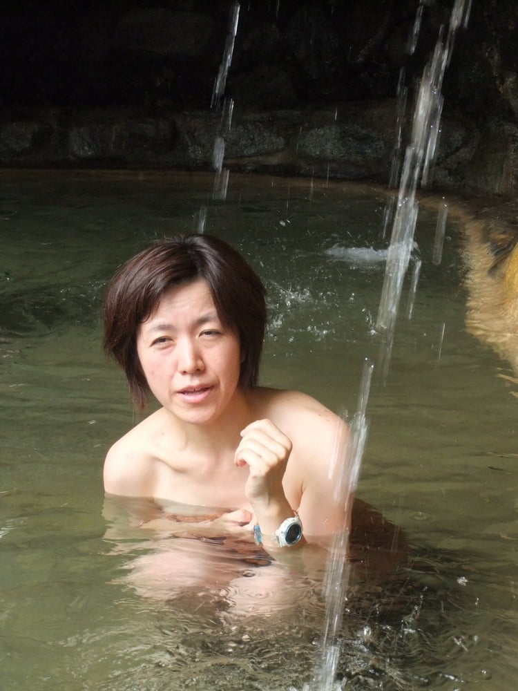 Femme japonaise shizuko bain extérieur #004
 #91904460