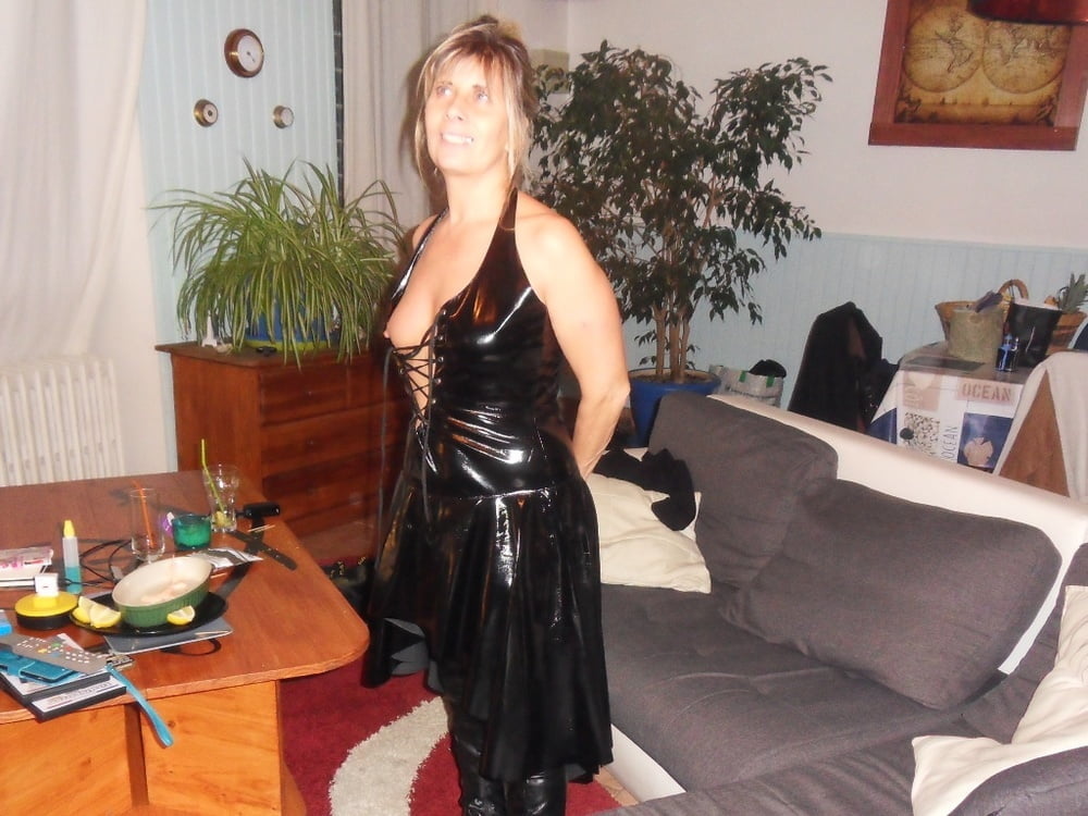 LISA THANKS TO LISA SPARROW #96165474