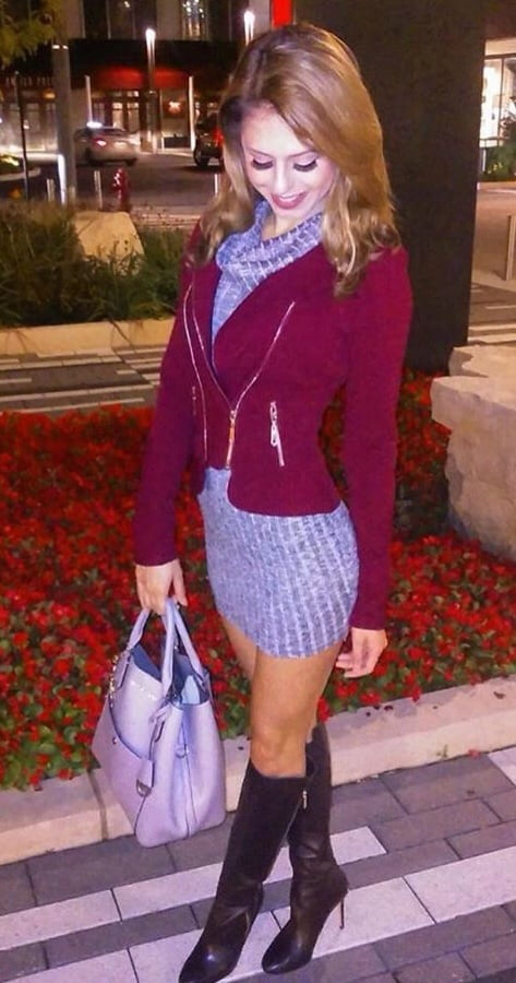 Alaiabree And Allisondejesus Patriots Cheerleader #105527697