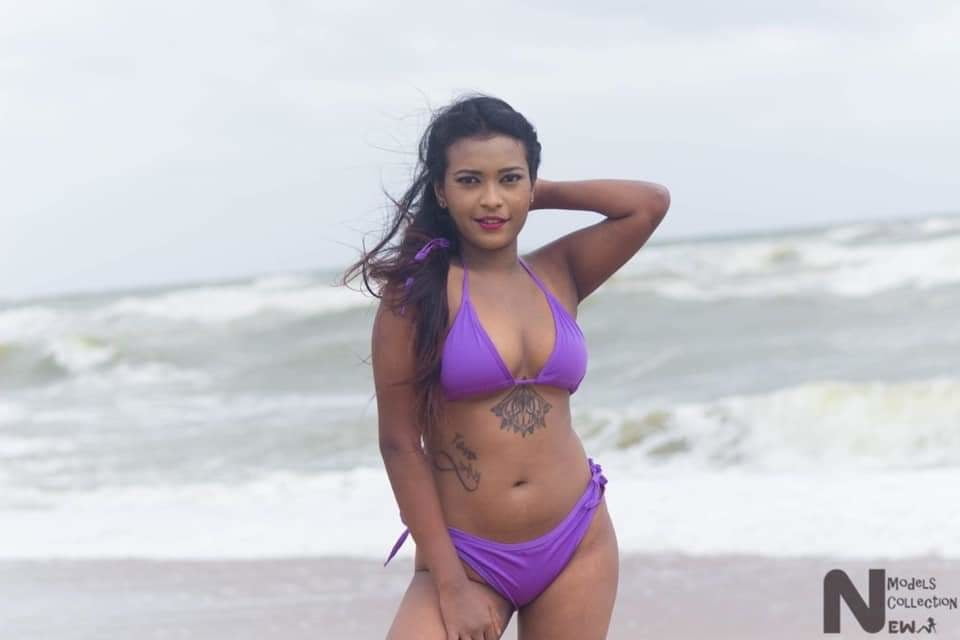 Sri Lanka sexy Modell Fotoshooting
 #88282809