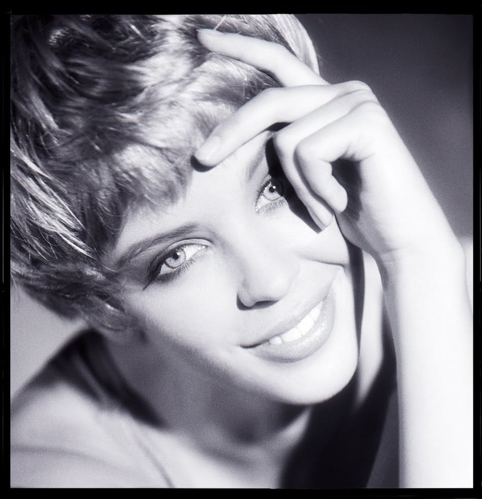 Kylie minogue
 #81985132