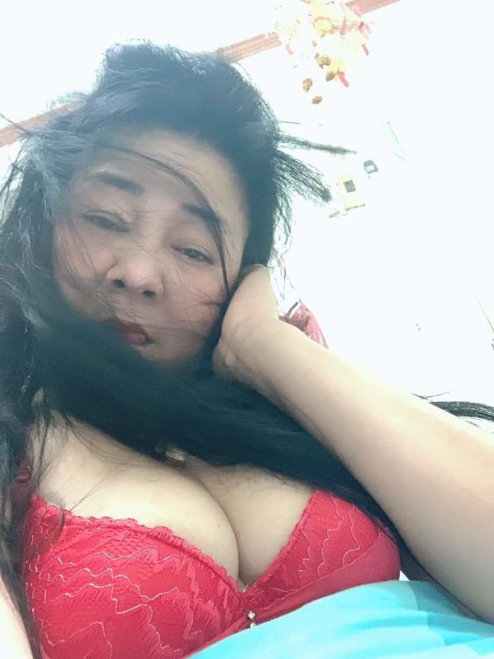 Sexy mom #91812145