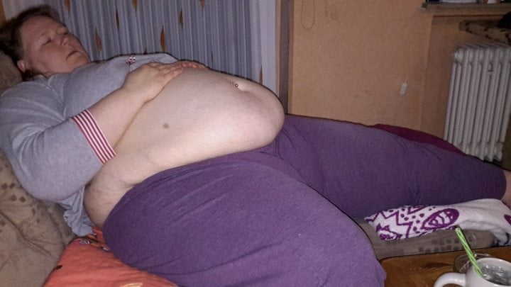 Bbw schlaffe Fatties fette Bäuche
 #98444331