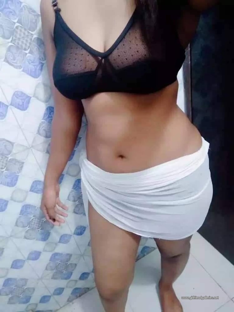 Busty Indian babe #104045362