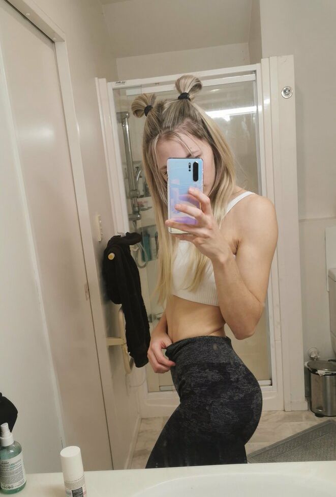 MissAlice desnuda #107959466