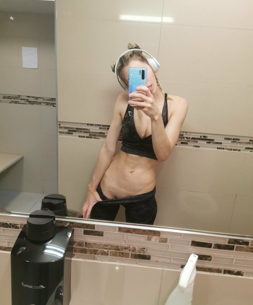 MissAlice desnuda #107959485