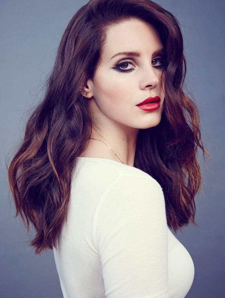 Lana del rey l'autre emma watson
 #87558102