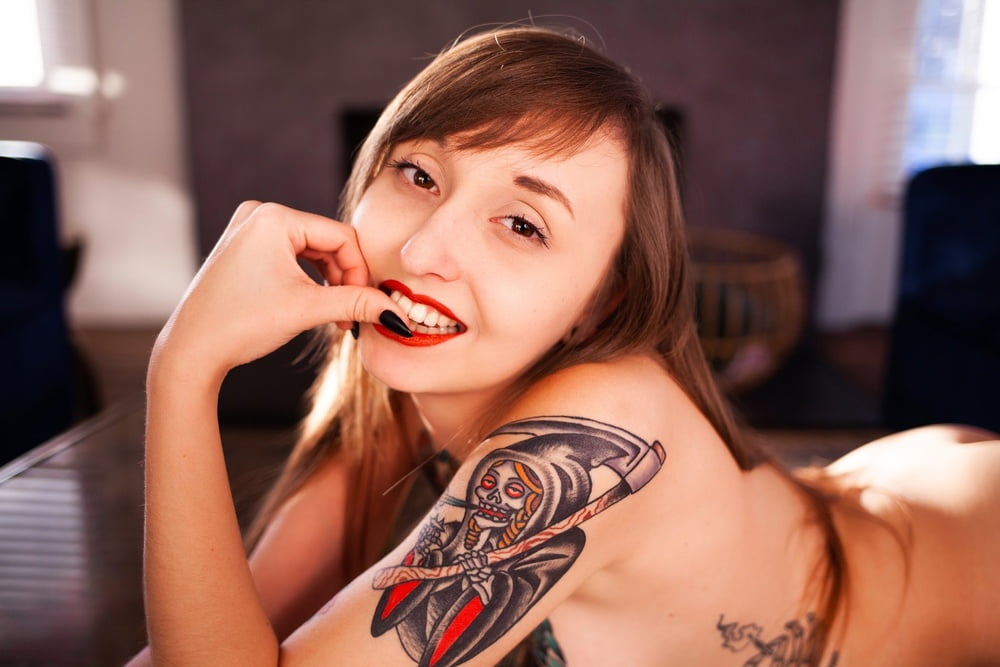 22 yo piccolo tatuato noi nympho slut - privato selfie pics
 #93197720