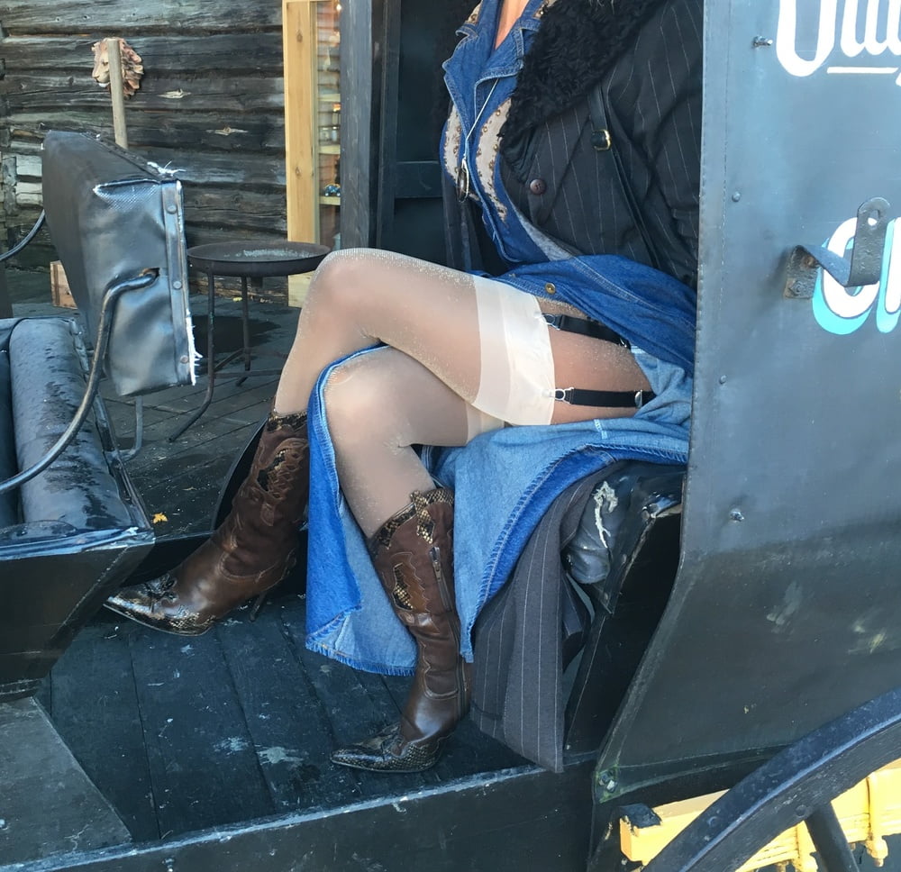 Nylons #102859079