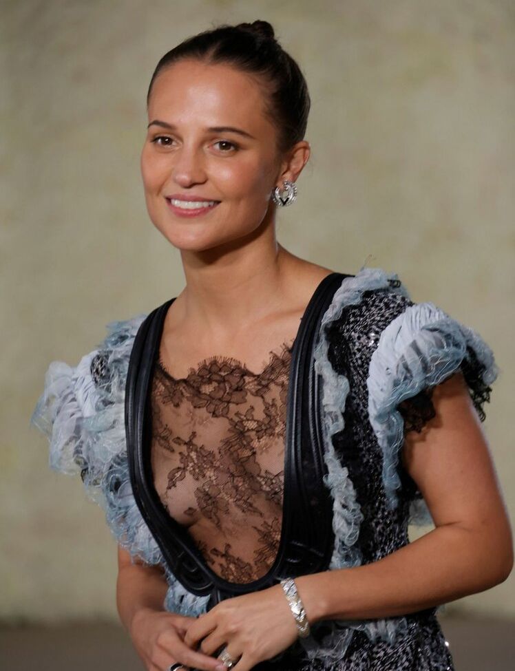 Alicia Vikander nuda #108561745