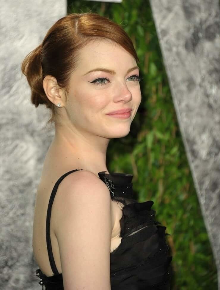 Emma stone
 #82052439