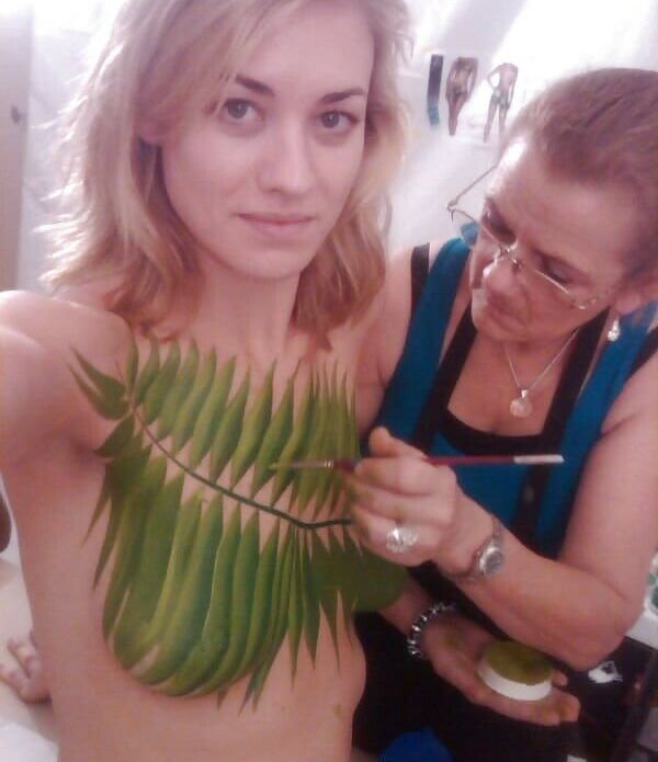 Yvonne Strahovski desnuda #108146450