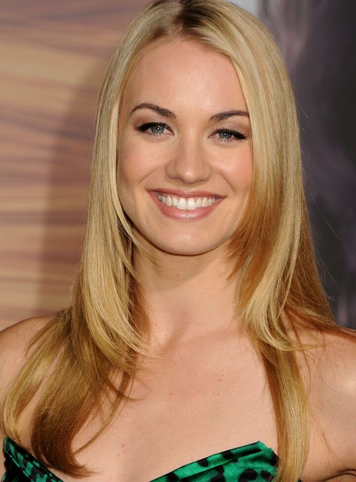 Yvonne Strahovski nude #108146453