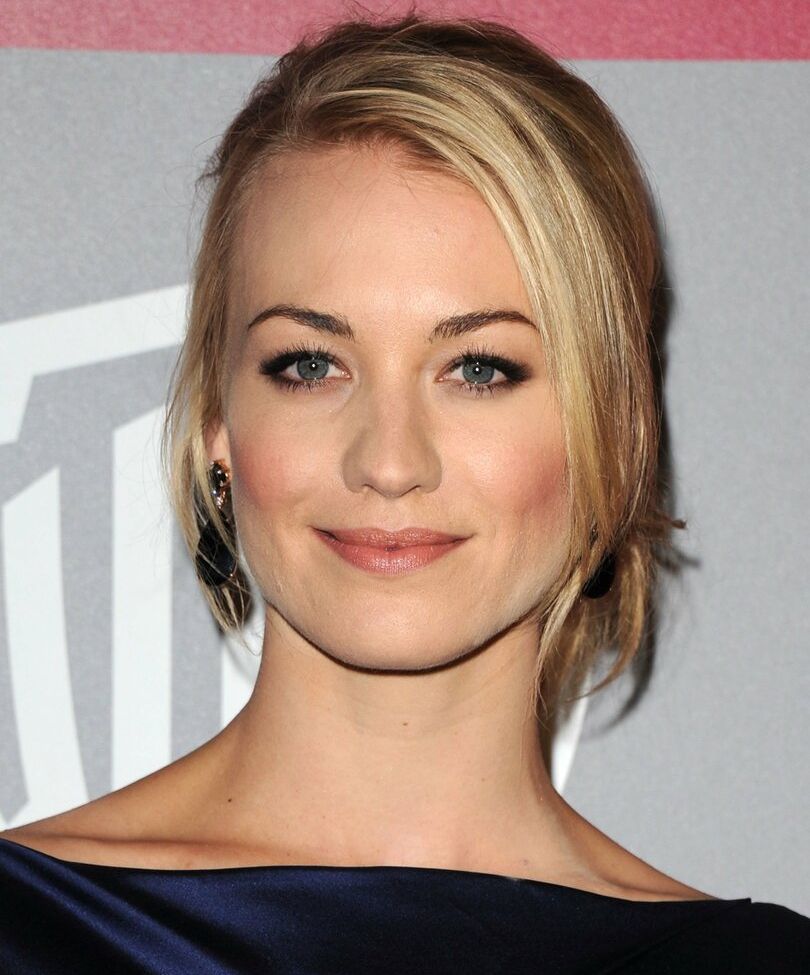 Yvonne Strahovski desnuda #108146474