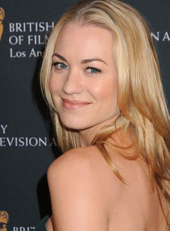 Yvonne Strahovski desnuda #108146480