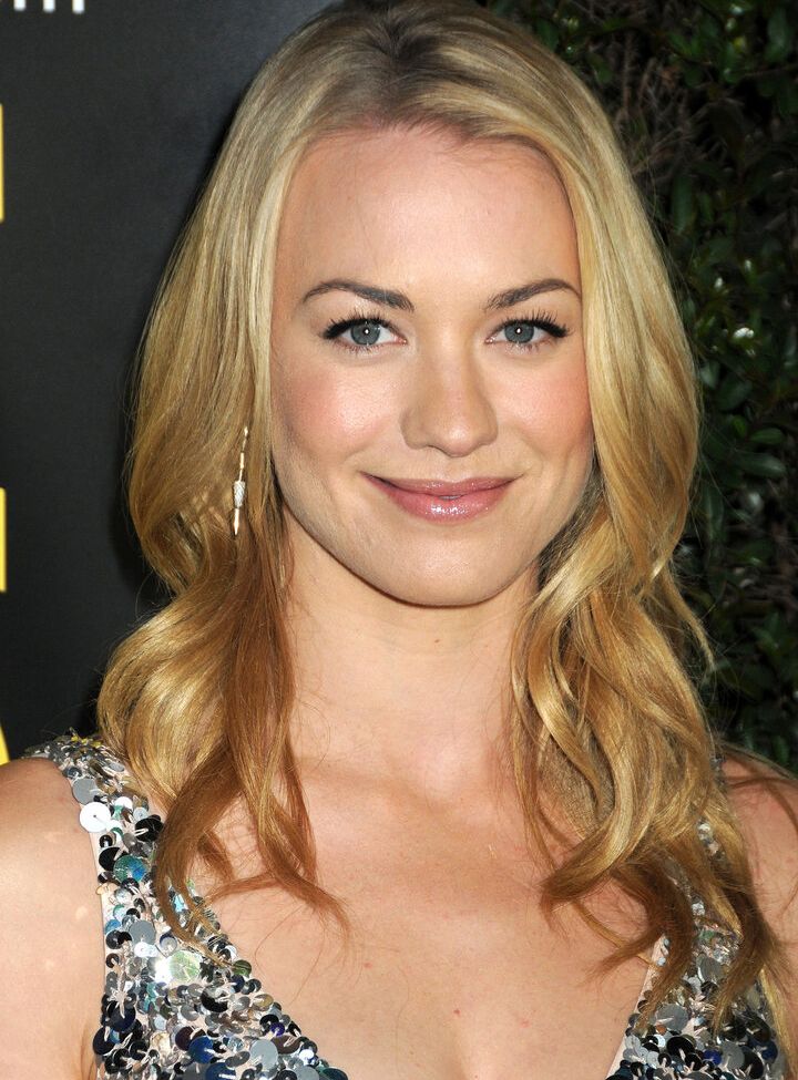 Yvonne Strahovski desnuda #108146496