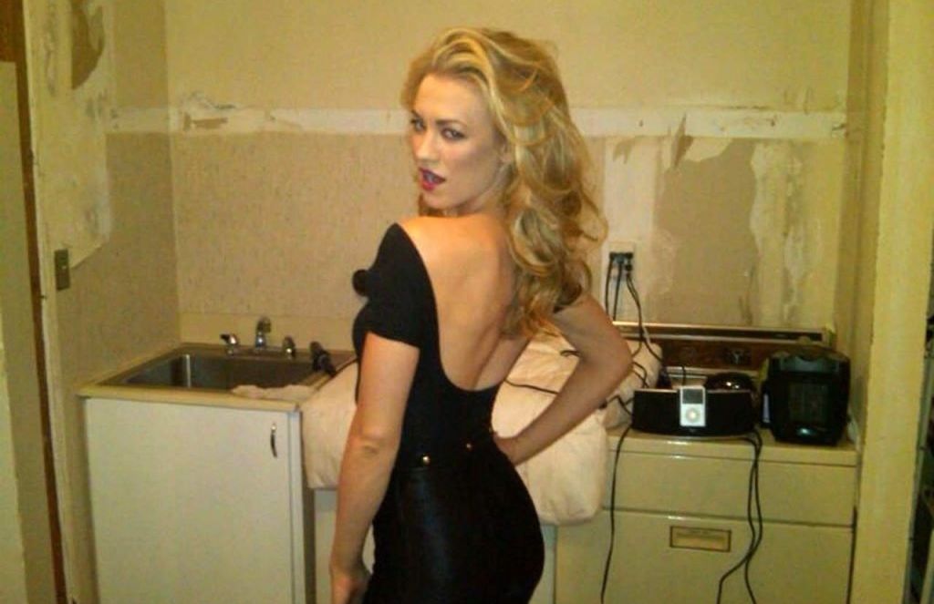 Yvonne Strahovski desnuda #108146538