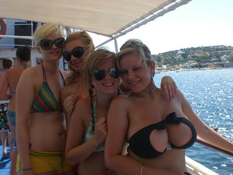 Grupos de chicas
 #101644797