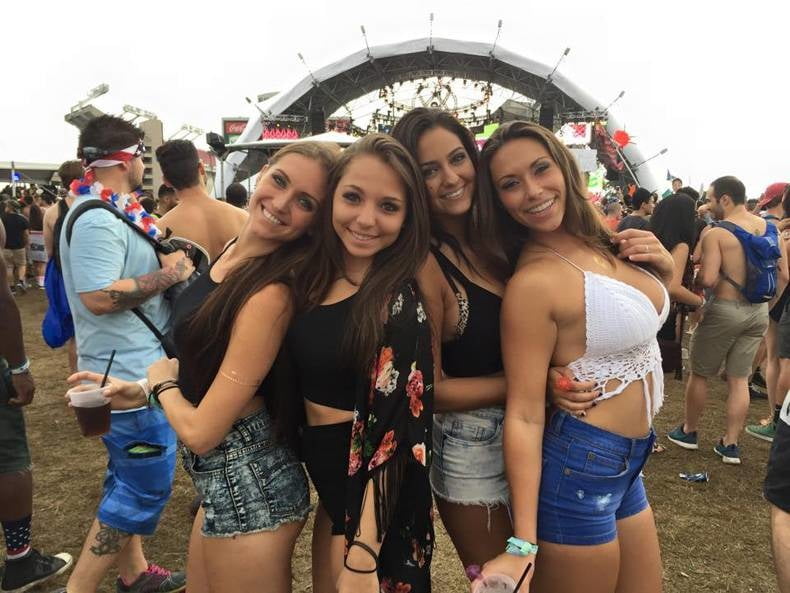 Grupos de chicas
 #101644908