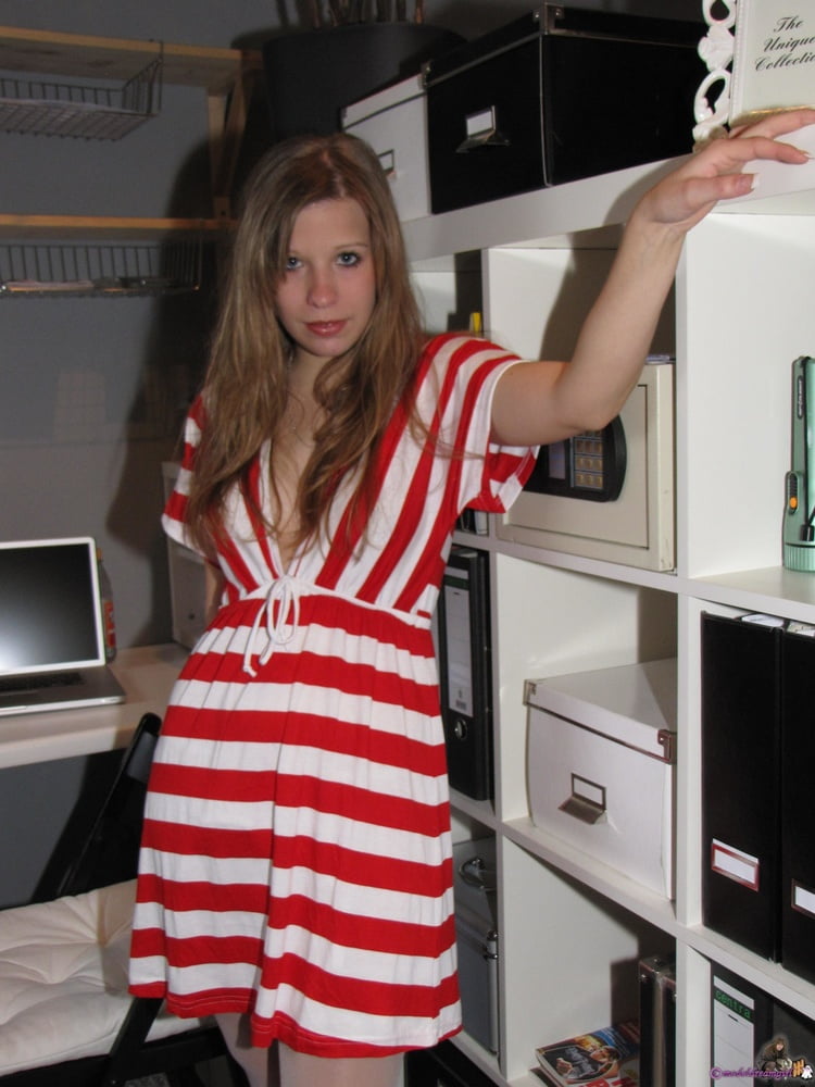 CINDY IN RED &amp;WHITE STRIPES #87989614