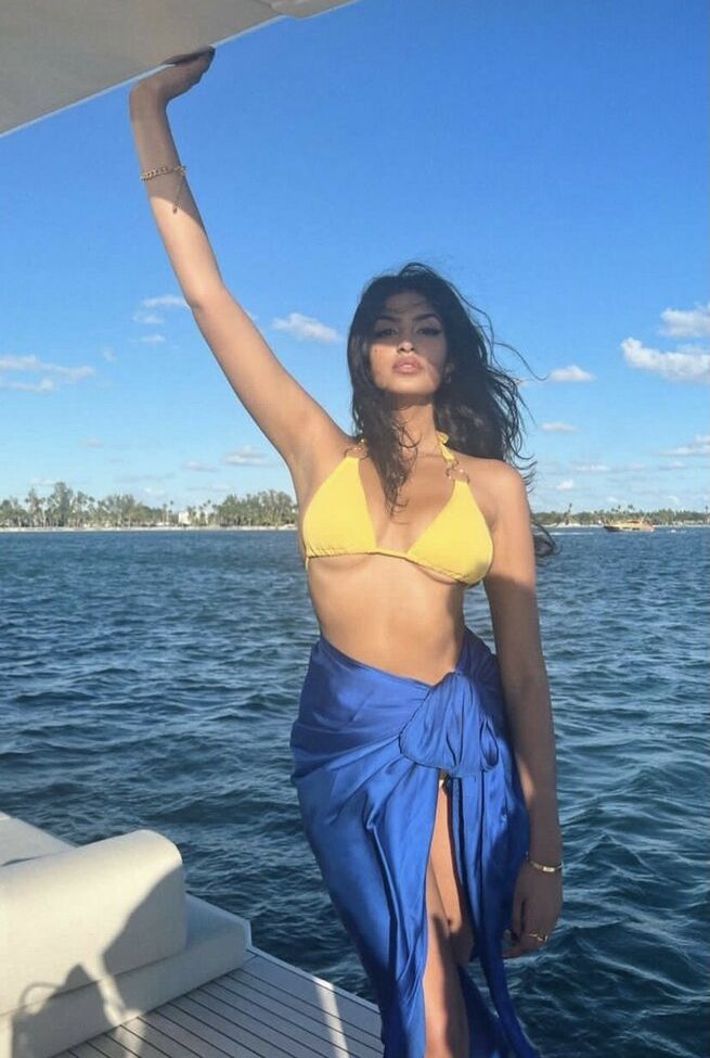Shreya Arun desnuda #109830802