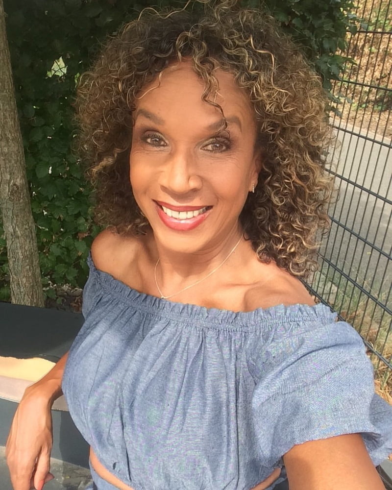 Ich wichse gern zu homeshopping weibern
 #89758501