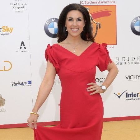 Ich wichse gern zu homeshopping weibern
 #89758519