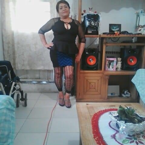 abuela que aun levanta pasiones #88346711