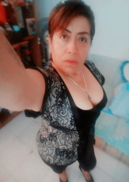 abuela que aun levanta pasiones #88346713