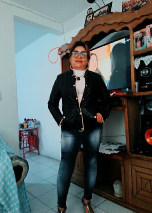abuela que aun levanta pasiones #88346715