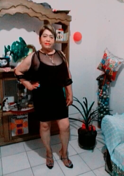 abuela que aun levanta pasiones #88346724