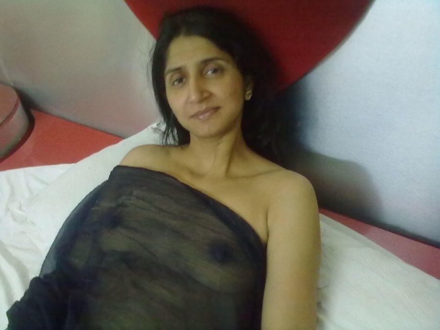 Sangeeta verma indisch ehefrau nackt heiß pic
 #97777925