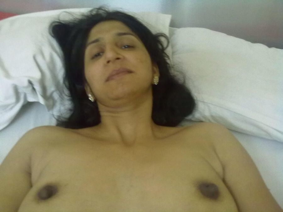 Sangeeta verma indisch ehefrau nackt heiß pic
 #97777934
