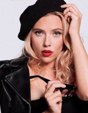 Scarlett Johansson hot #105030378