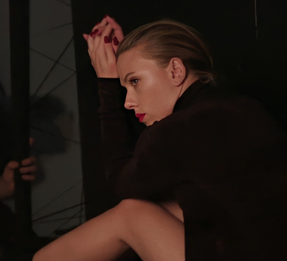 Scarlett johansson caliente
 #105030911