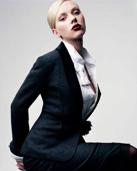 Scarlett Johansson hot #105031621