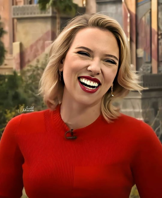 Scarlett Johansson hot #105031693