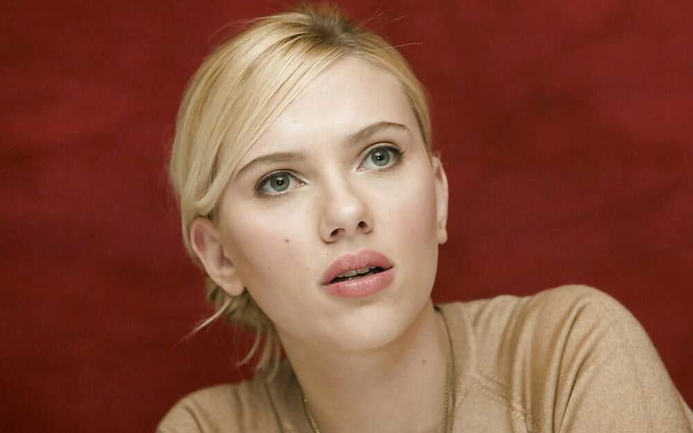 Scarlett Johansson hot #105032164