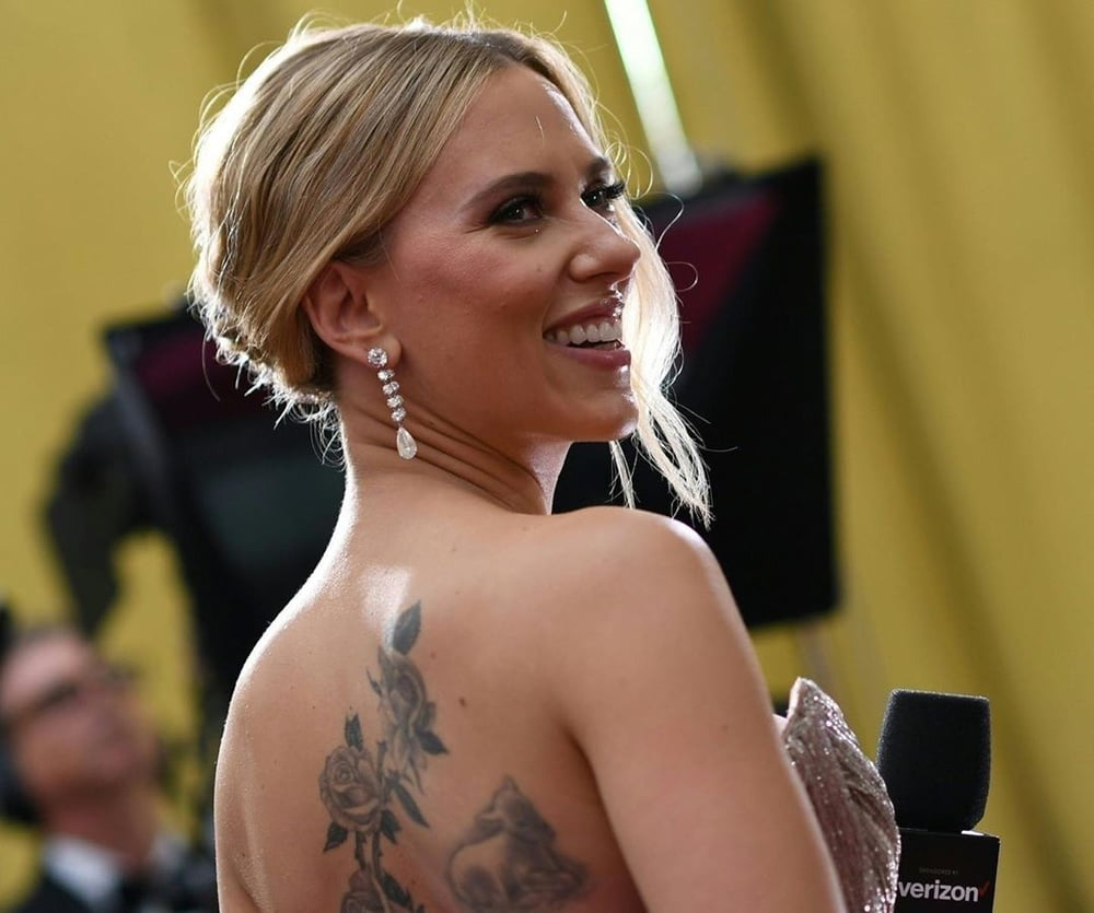 Scarlett Johansson hot #105032260
